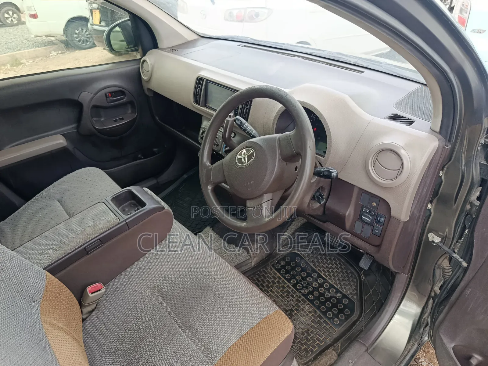 Toyota Passo 2015 Gray