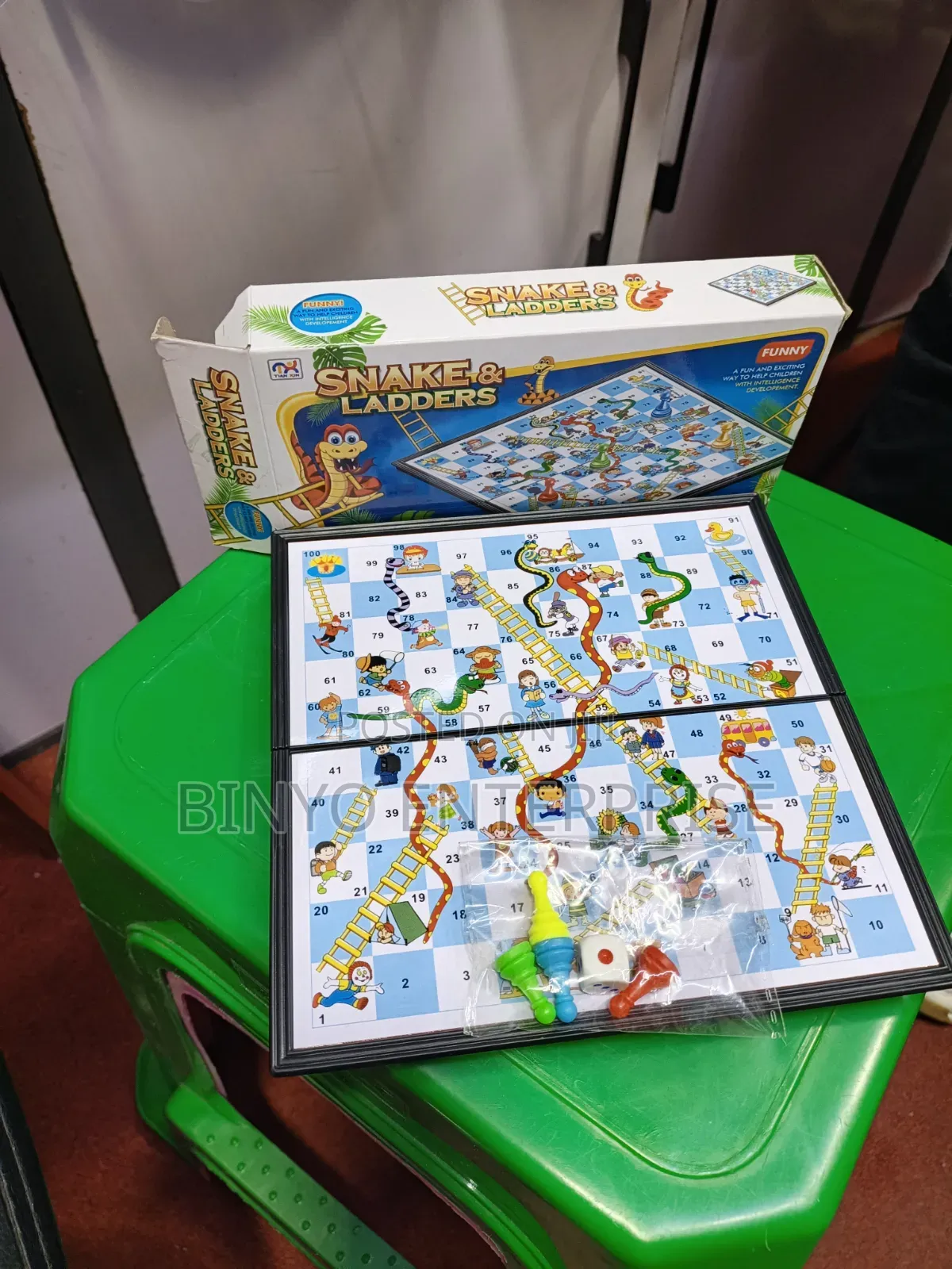 Small Sized Snake Game