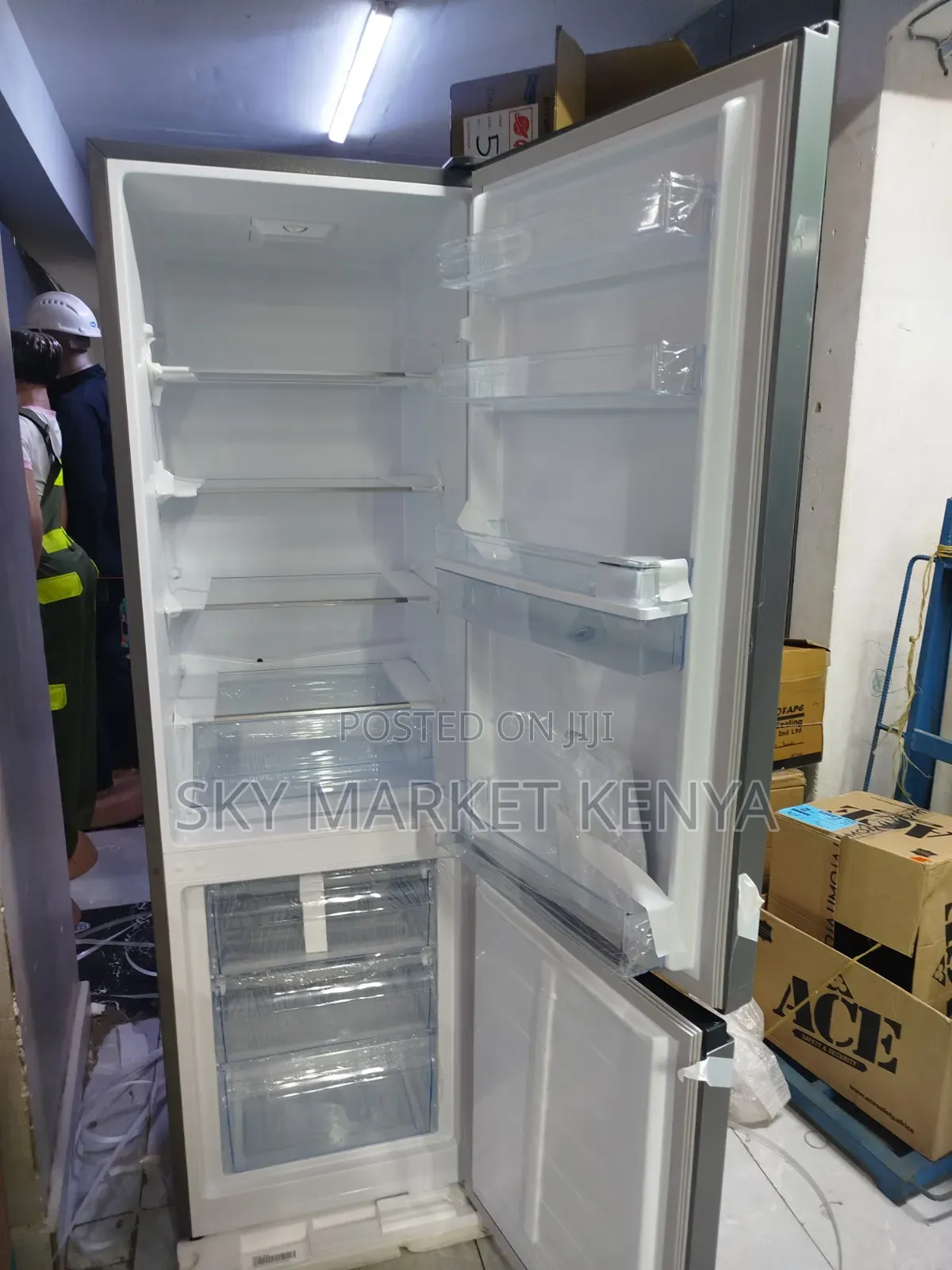 Hisense Fridge REF265DR Bottom Freezer With Dispenser