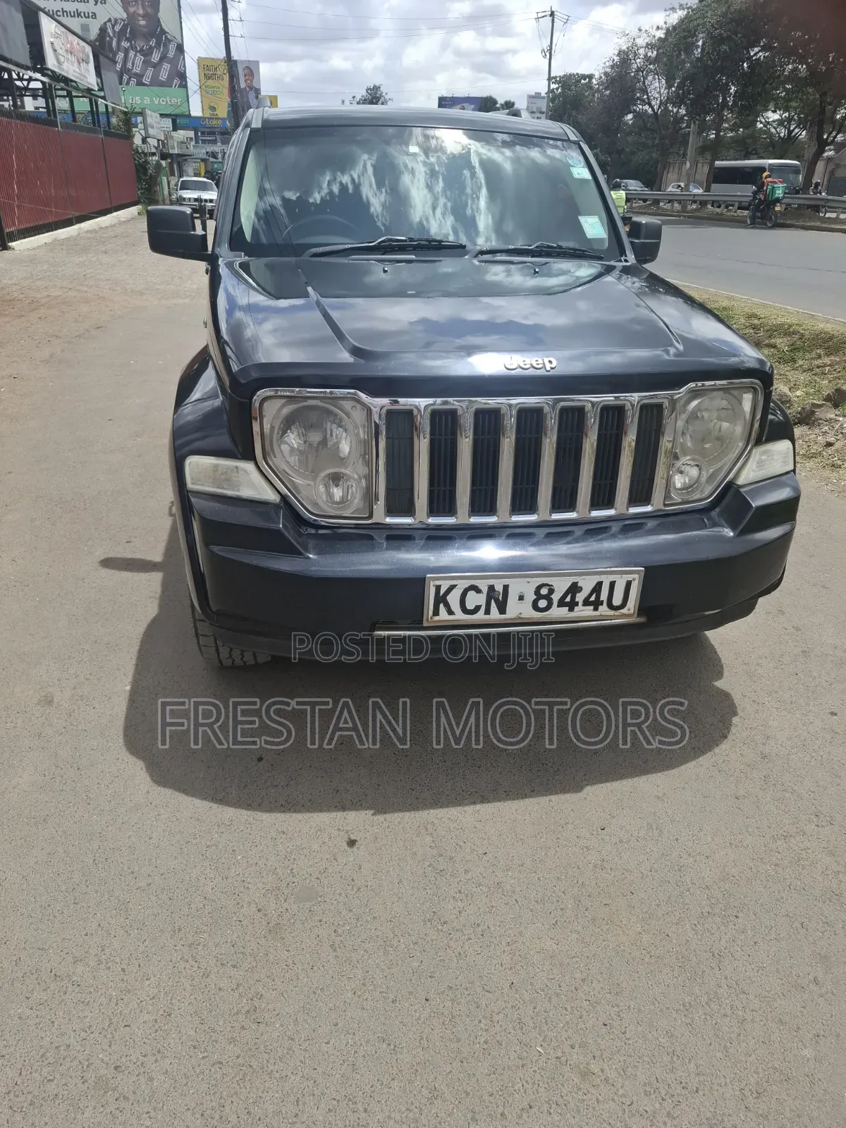 Jeep Cherokee 2010 Black