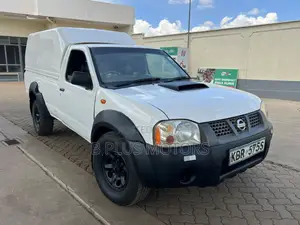 Nissan Hardbody 2000i 2006 White