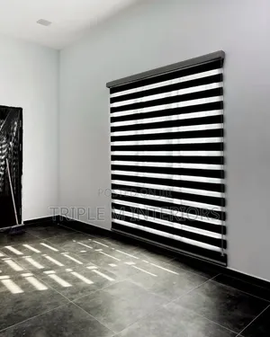 Elegant Horizontal Slat Window Blinds – Custom Fitting Available