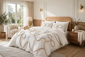 Bowknot Tufted Duvet Cover Set - Ultra Luxury - 6x7 - New