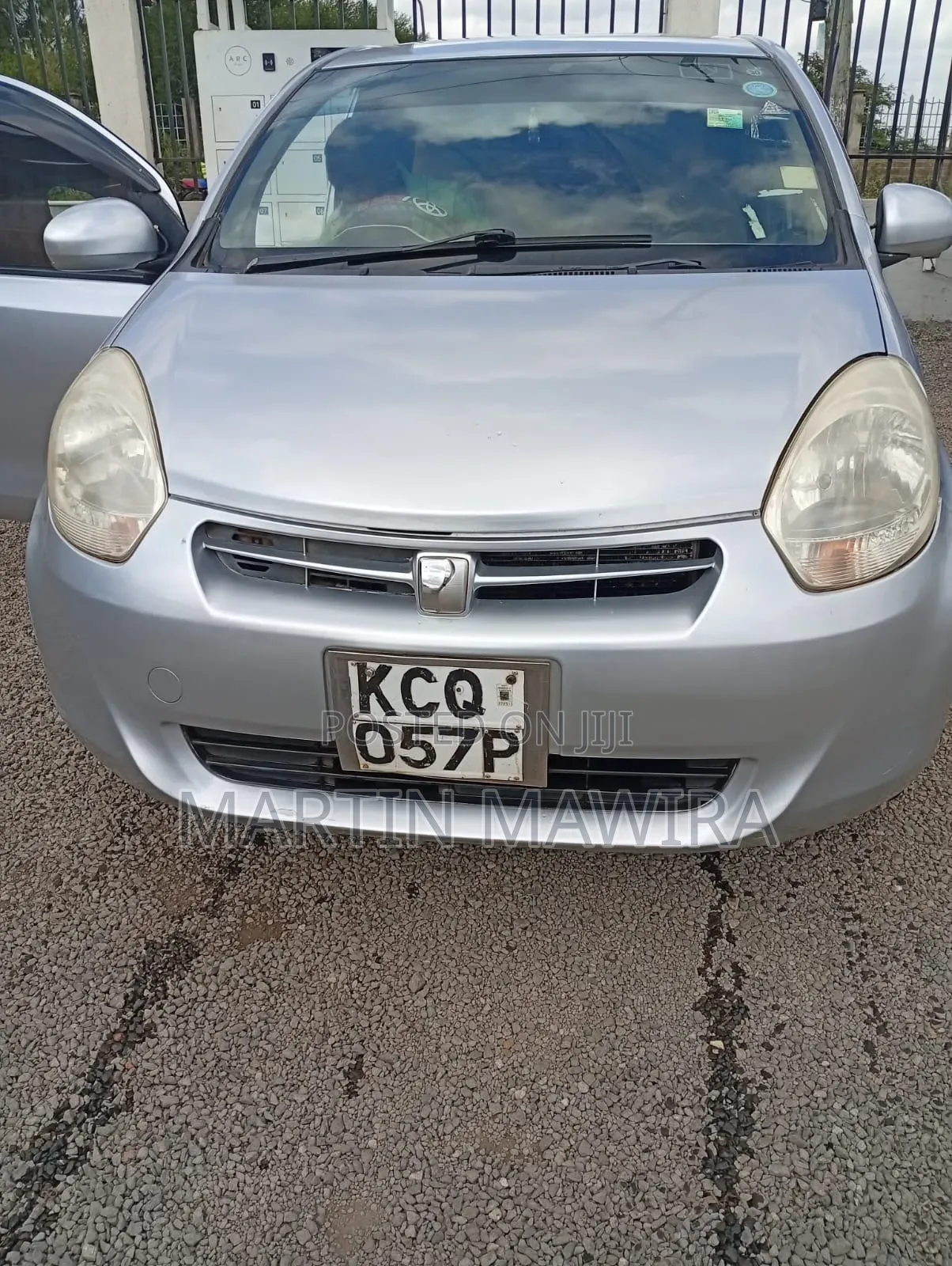 Toyota Passo 2012 Silver