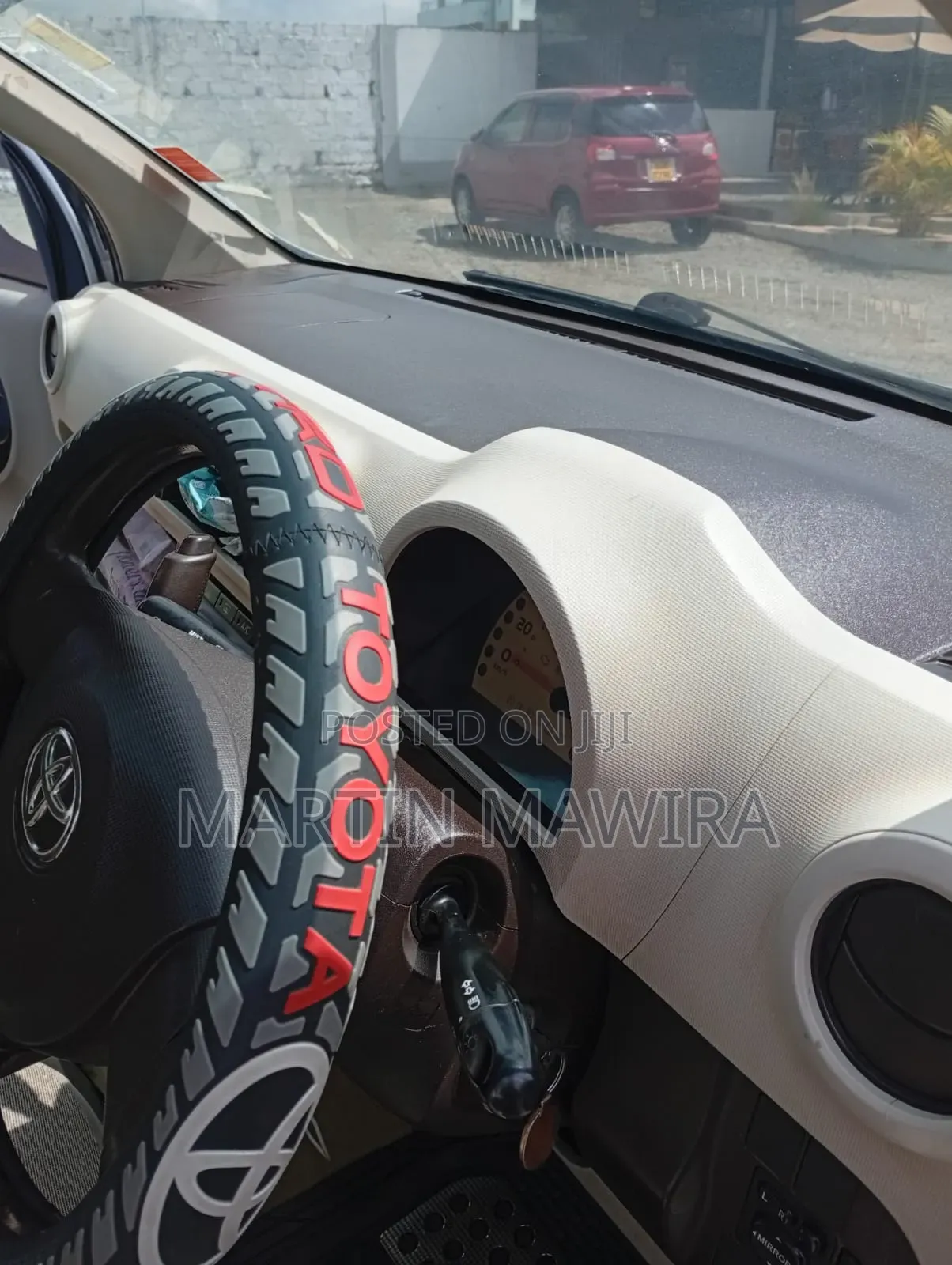 Toyota Passo 2012 Silver