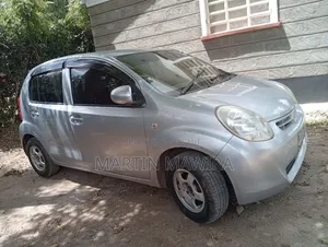 Toyota Passo 2012 Silver