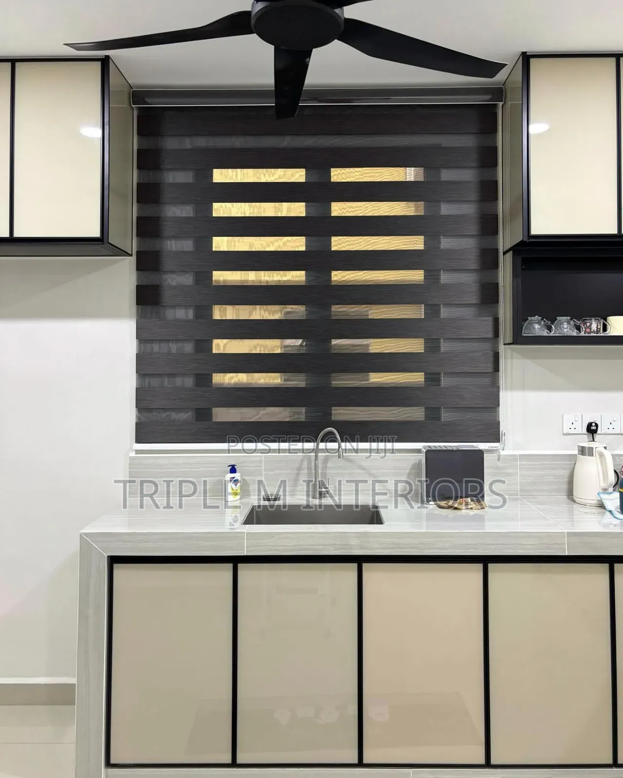 Total Privacy Horizontal Venetian Window Blinds