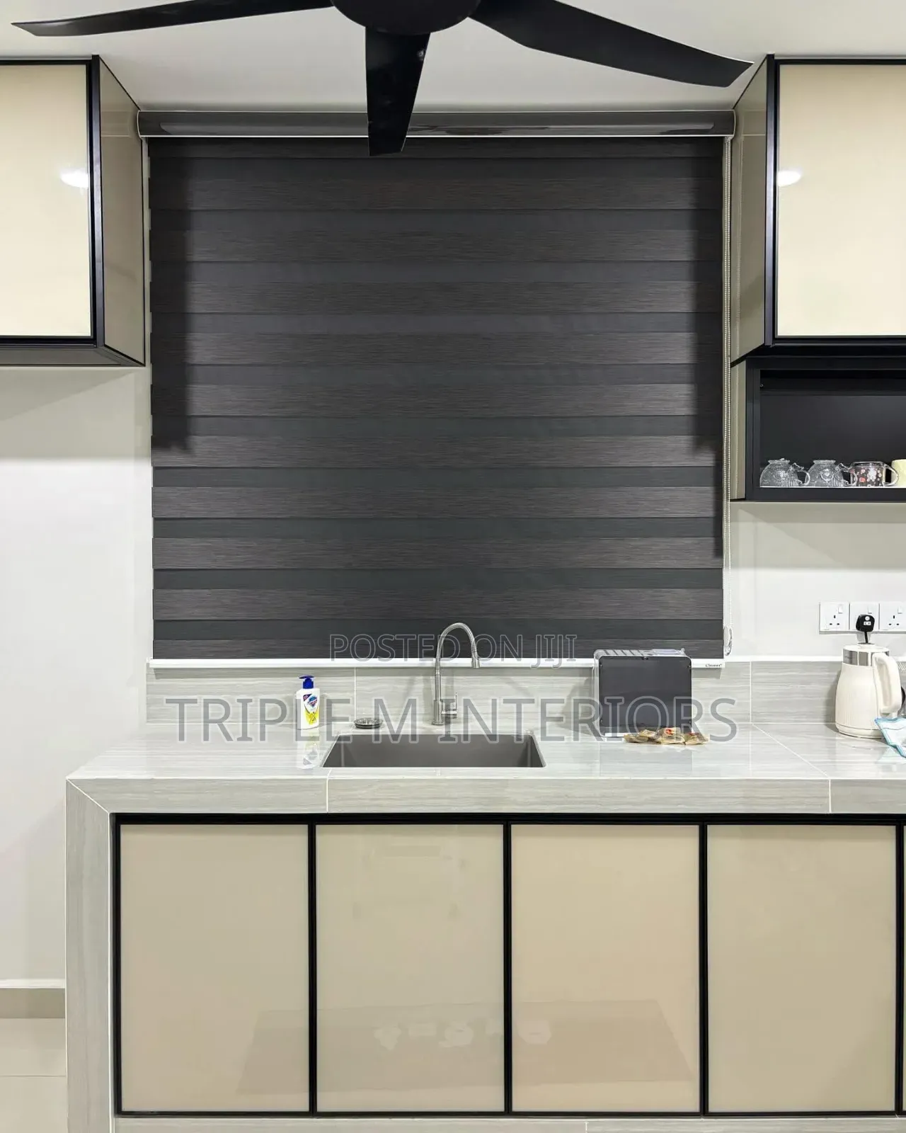 Total Privacy Horizontal Venetian Window Blinds