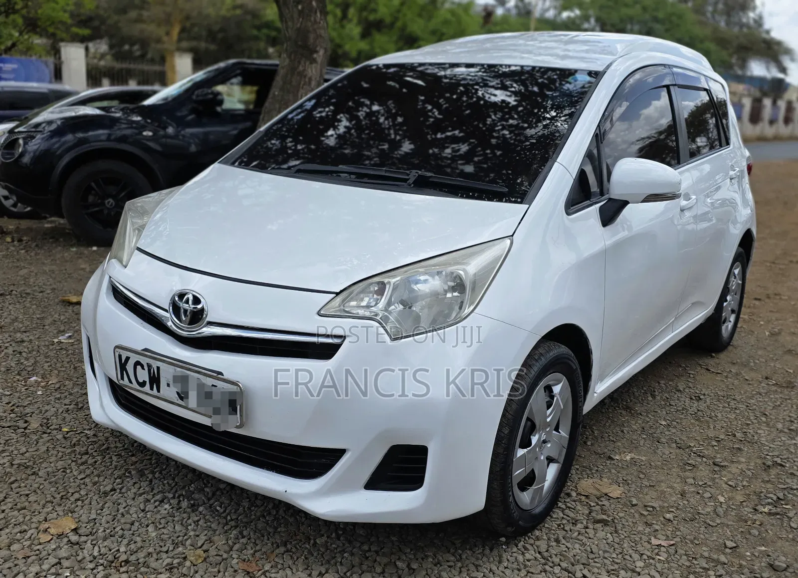Toyota Ractis 2012 White