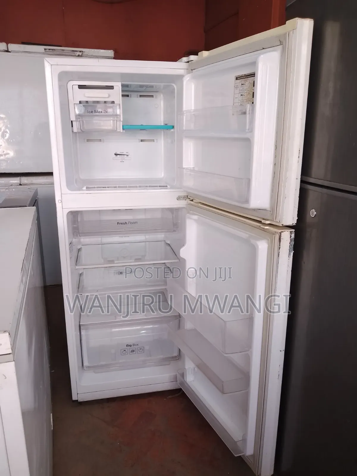 Samsung White Fridge ( No Frost)