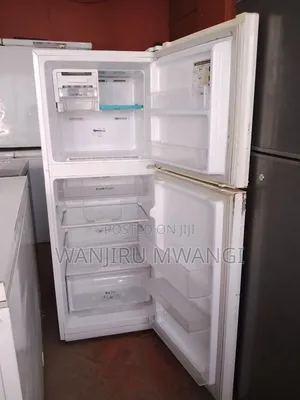Samsung White Fridge ( No Frost)