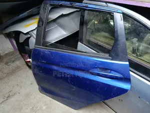 Honda Fit 2016 Rear Door