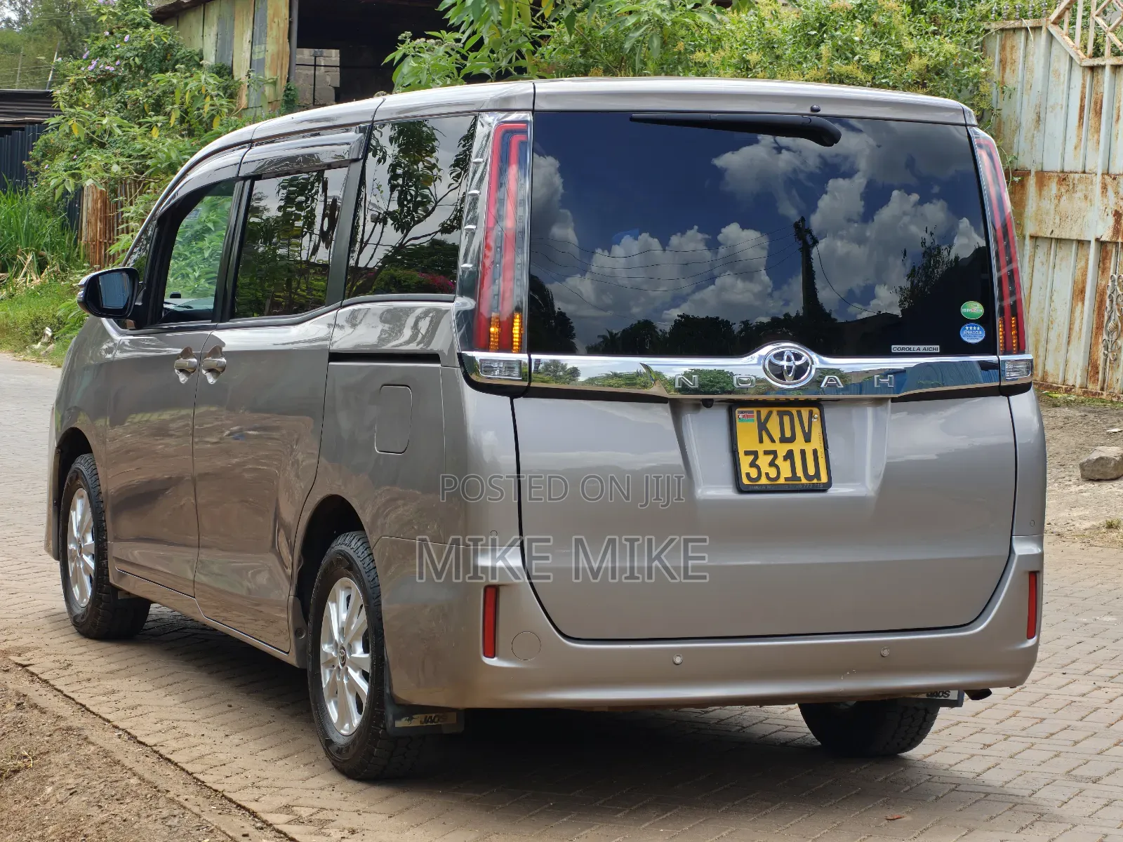 Toyota Noah 2019 Gray