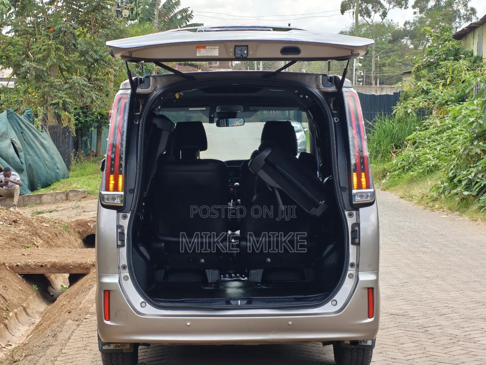 Toyota Noah 2019 Gray