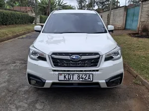 Subaru Forester 2017 Pearl