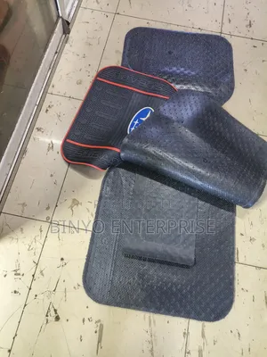 4 Piece Car Mat (Subaru)