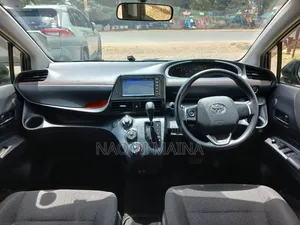 Toyota Sienta 2020 Black