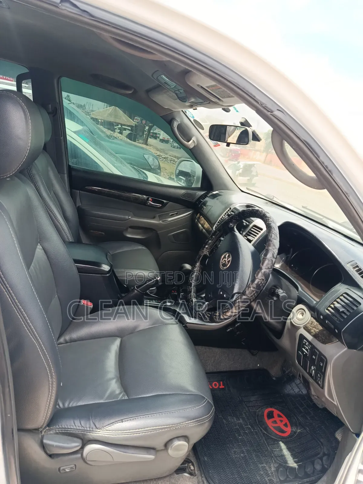 Toyota Land Cruiser Prado 2008 White