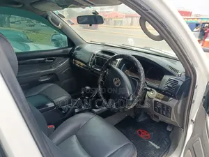 Toyota Land Cruiser Prado 2008 White