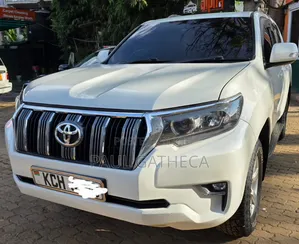 Toyota Land Cruiser Prado 2015 White