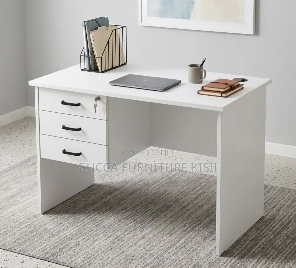 White MDF Custom Computer Desk With Drawers