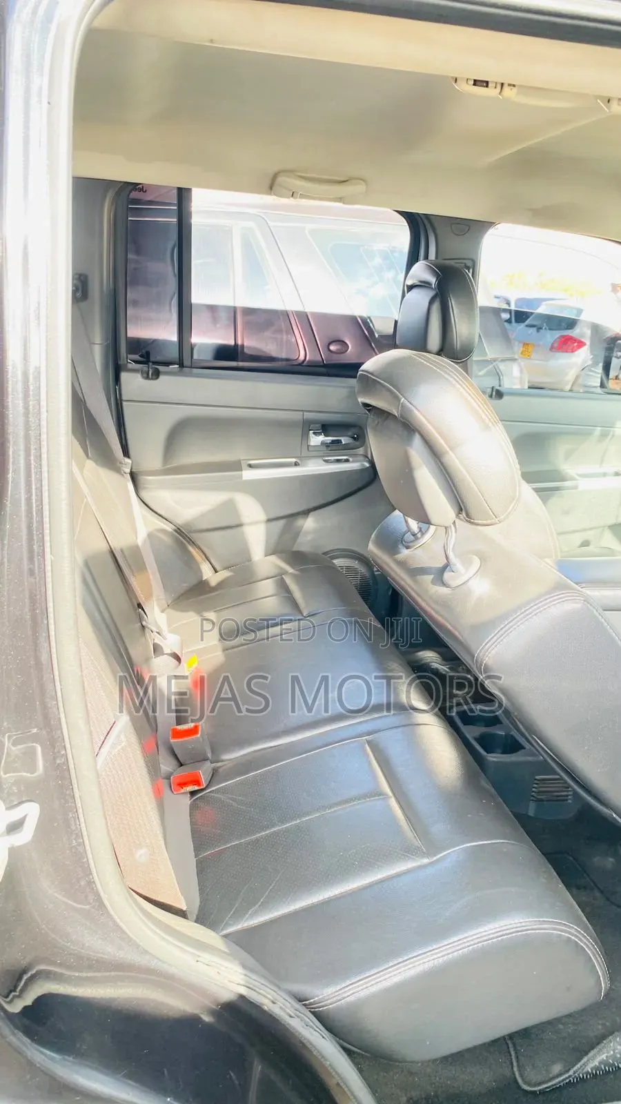 Jeep Cherokee 2010 Black