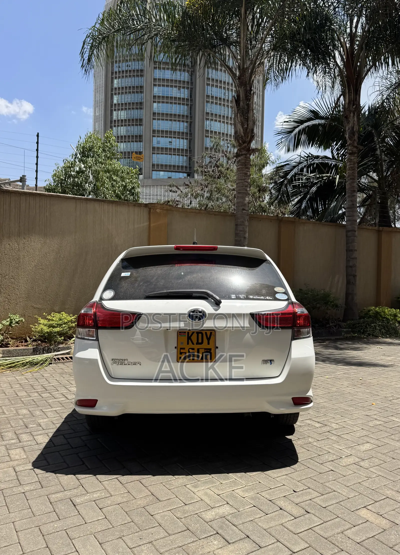 Toyota Corolla Fielder 2019 White
