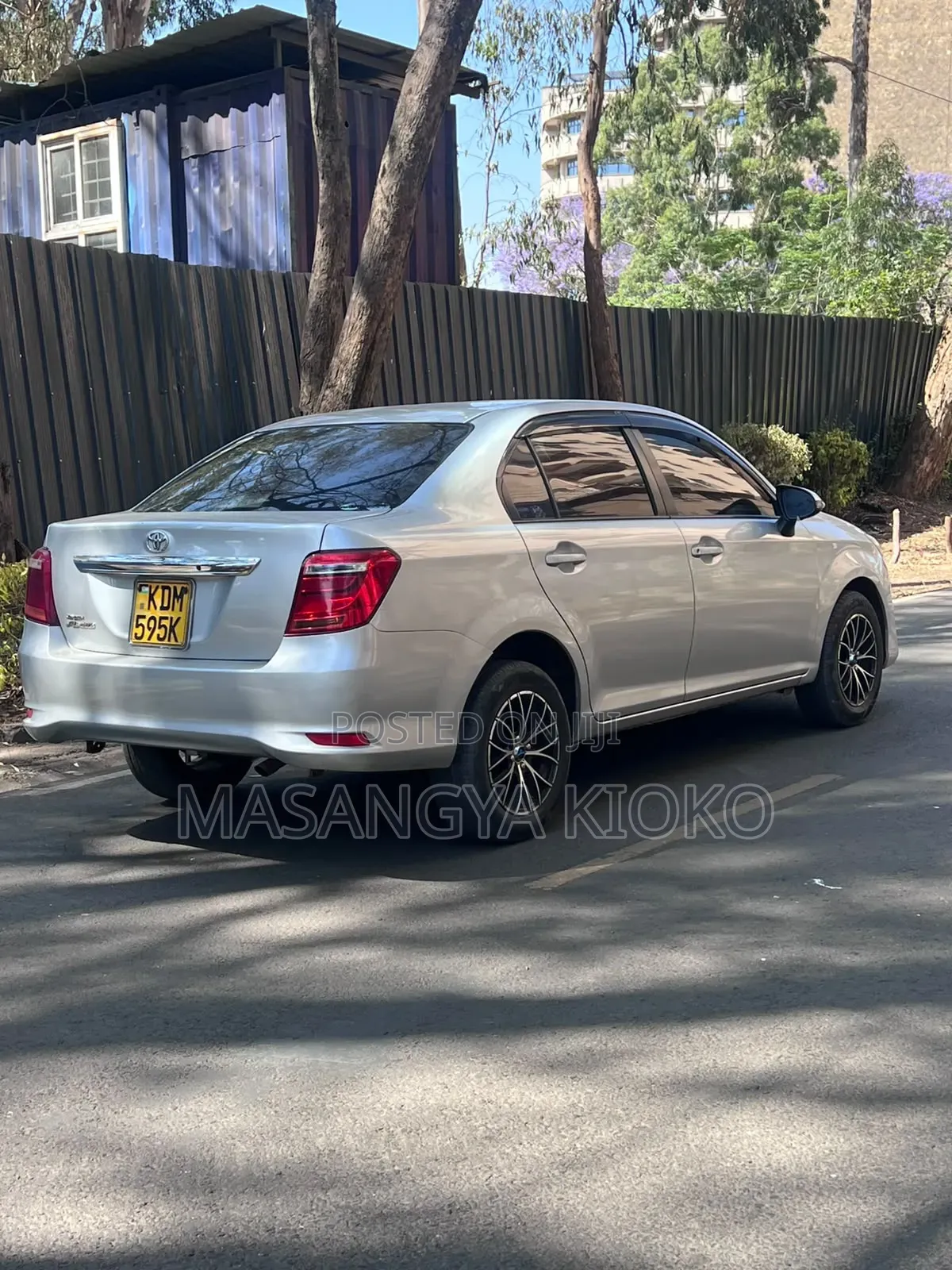 Toyota Axio 2017 Silver