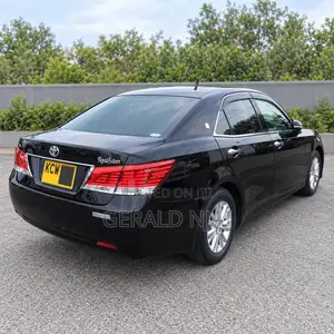 Toyota Crown 2013 Black