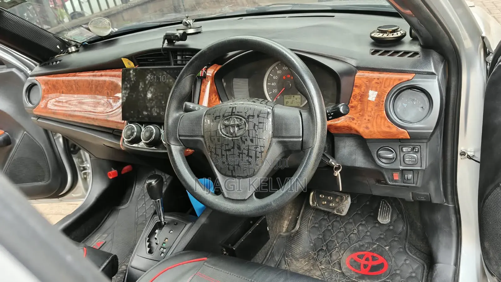 Toyota Axio 2013 Silver