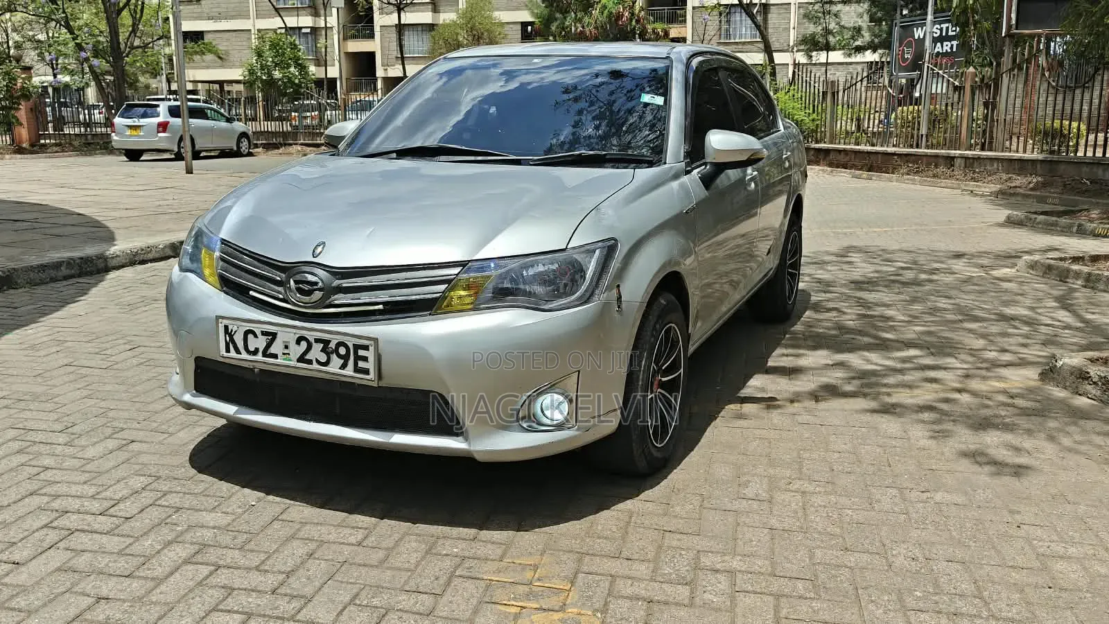 Toyota Axio 2013 Silver