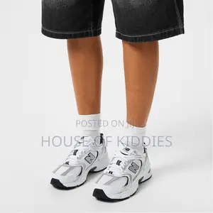 Nb 530 Sneakers