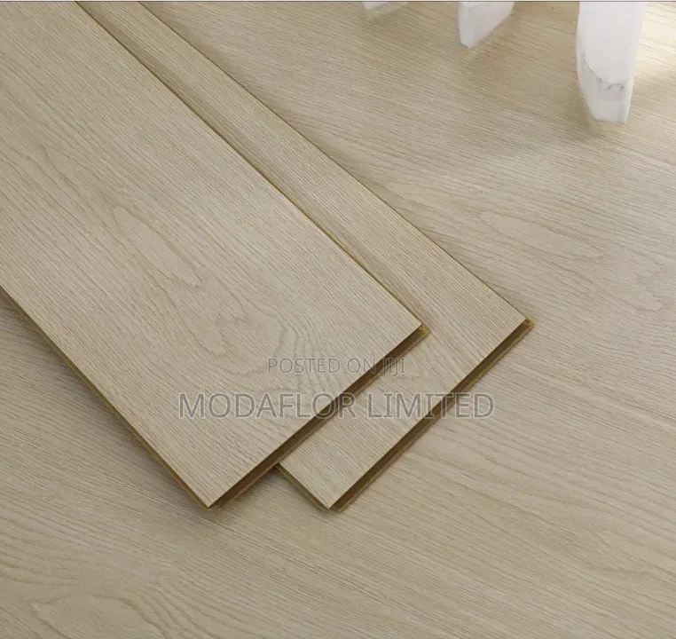 Real Wood-Look Laminate Flooring for Elegant Homes