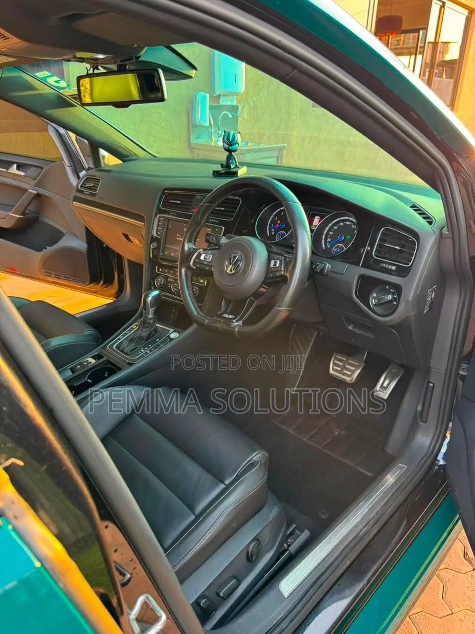 Volkswagen Golf R 4-Door 2016 Green