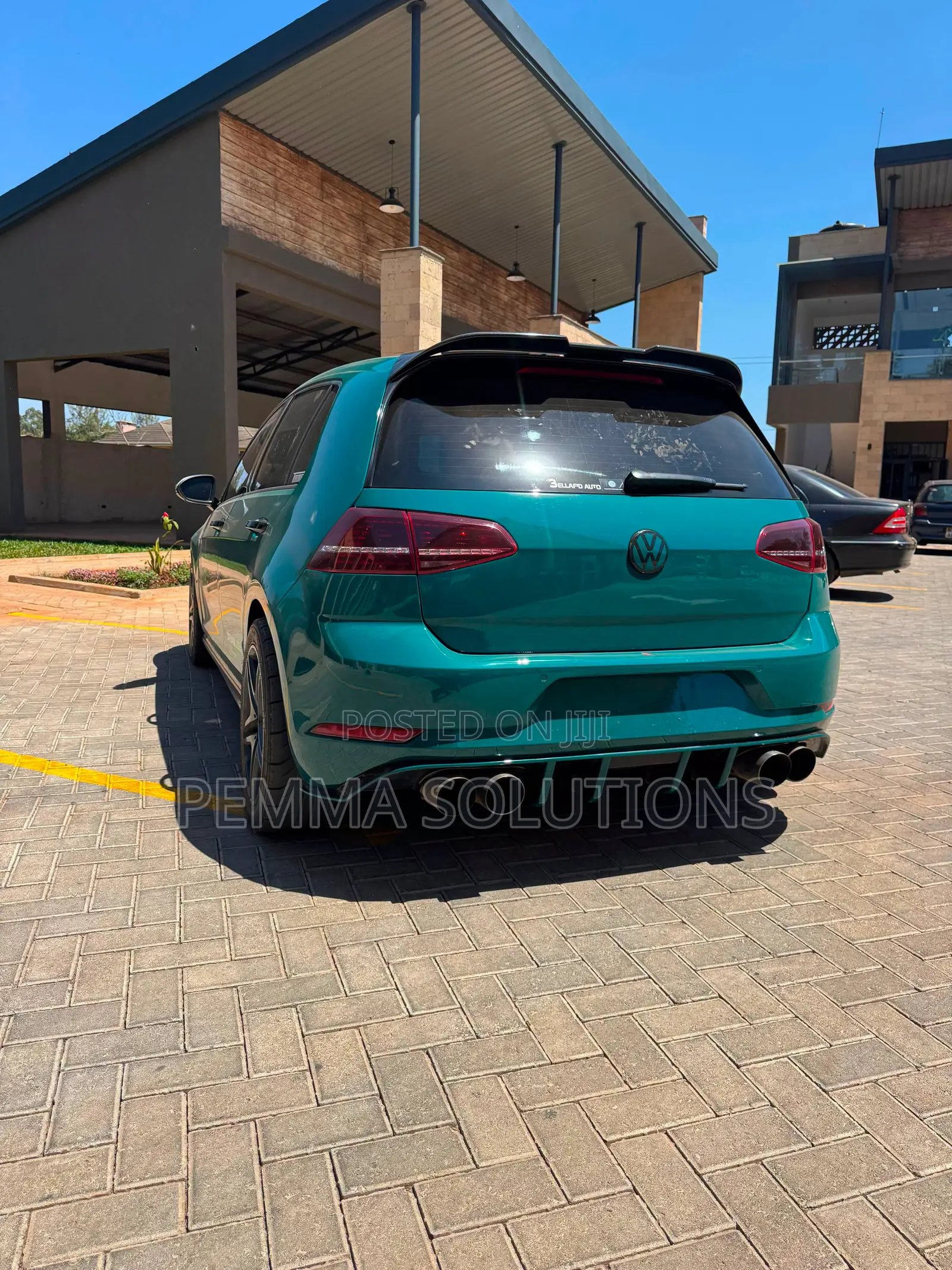 Volkswagen Golf R 4-Door 2016 Green