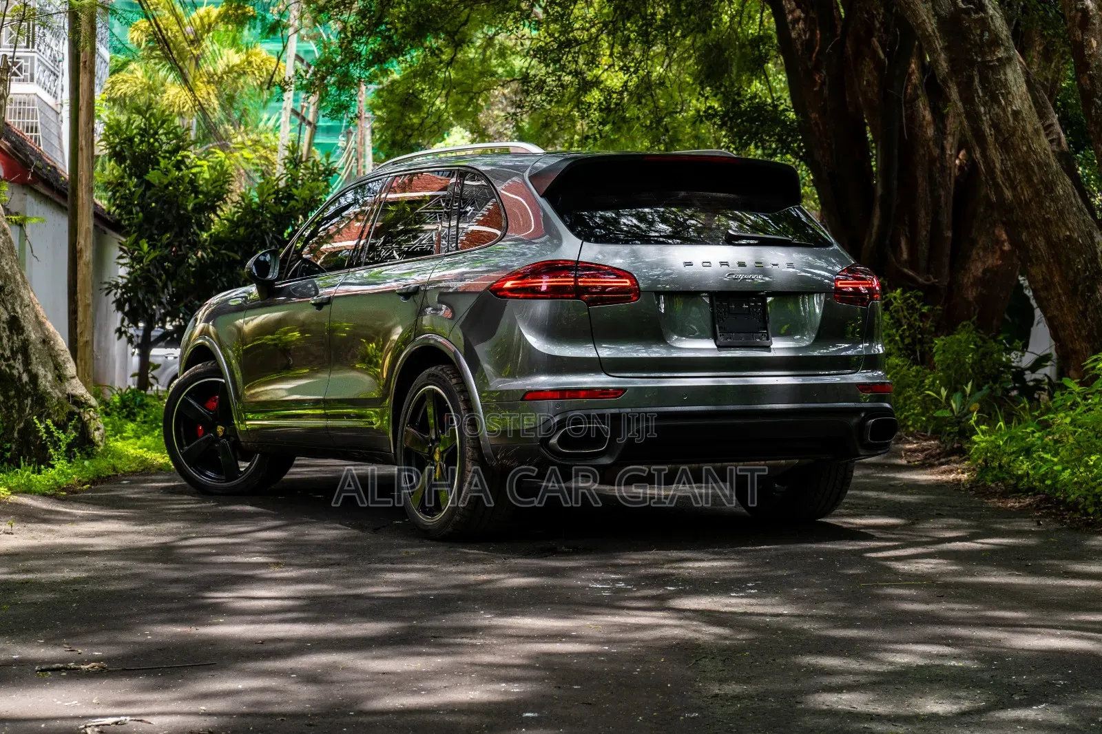 Porsche Cayenne Diesel AWD 2016 Gray