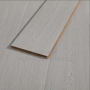 Natural Wood-Effect Flooring for Bedrooms and Lounges