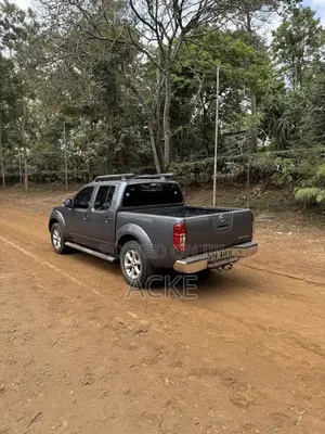 Nissan Navara 2007 Gray