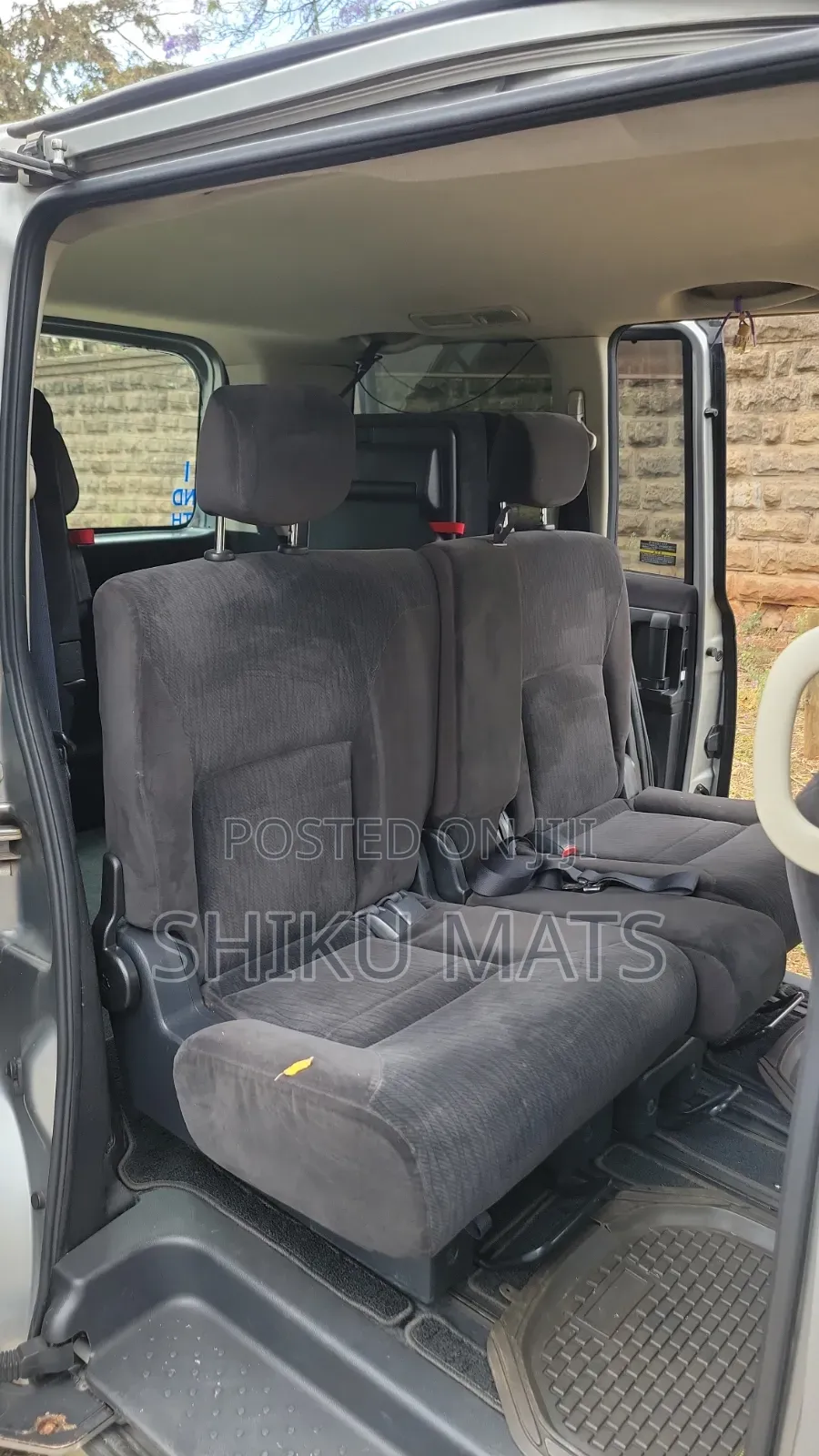 Nissan Serena 2009 Silver