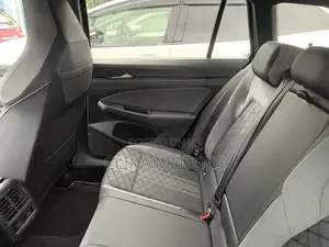 Volkswagen Golf Variant 2021 Black