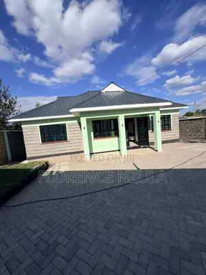 3bdrm Bungalow in Near St. Patrick, Kiserian for sale