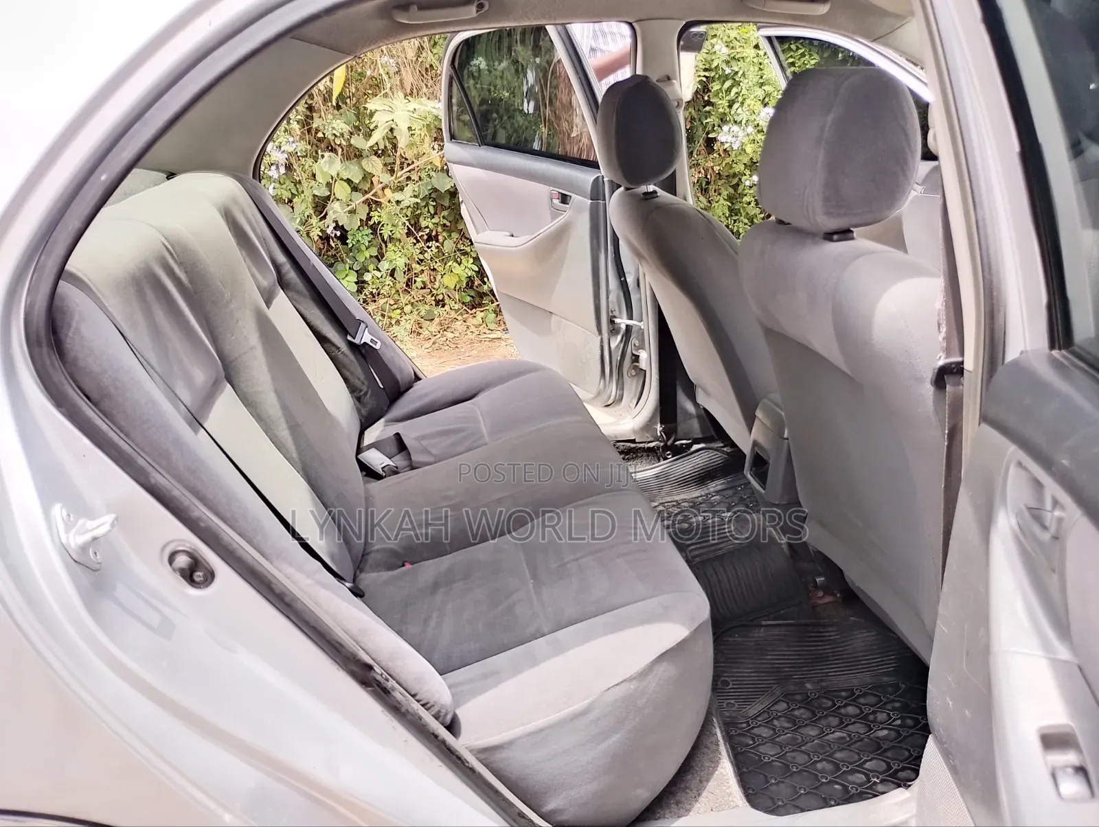 Toyota Corolla 2005 Silver
