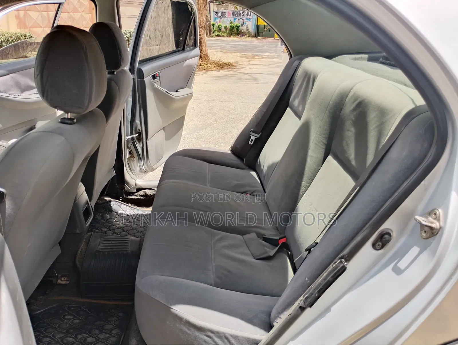 Toyota Corolla 2005 Silver