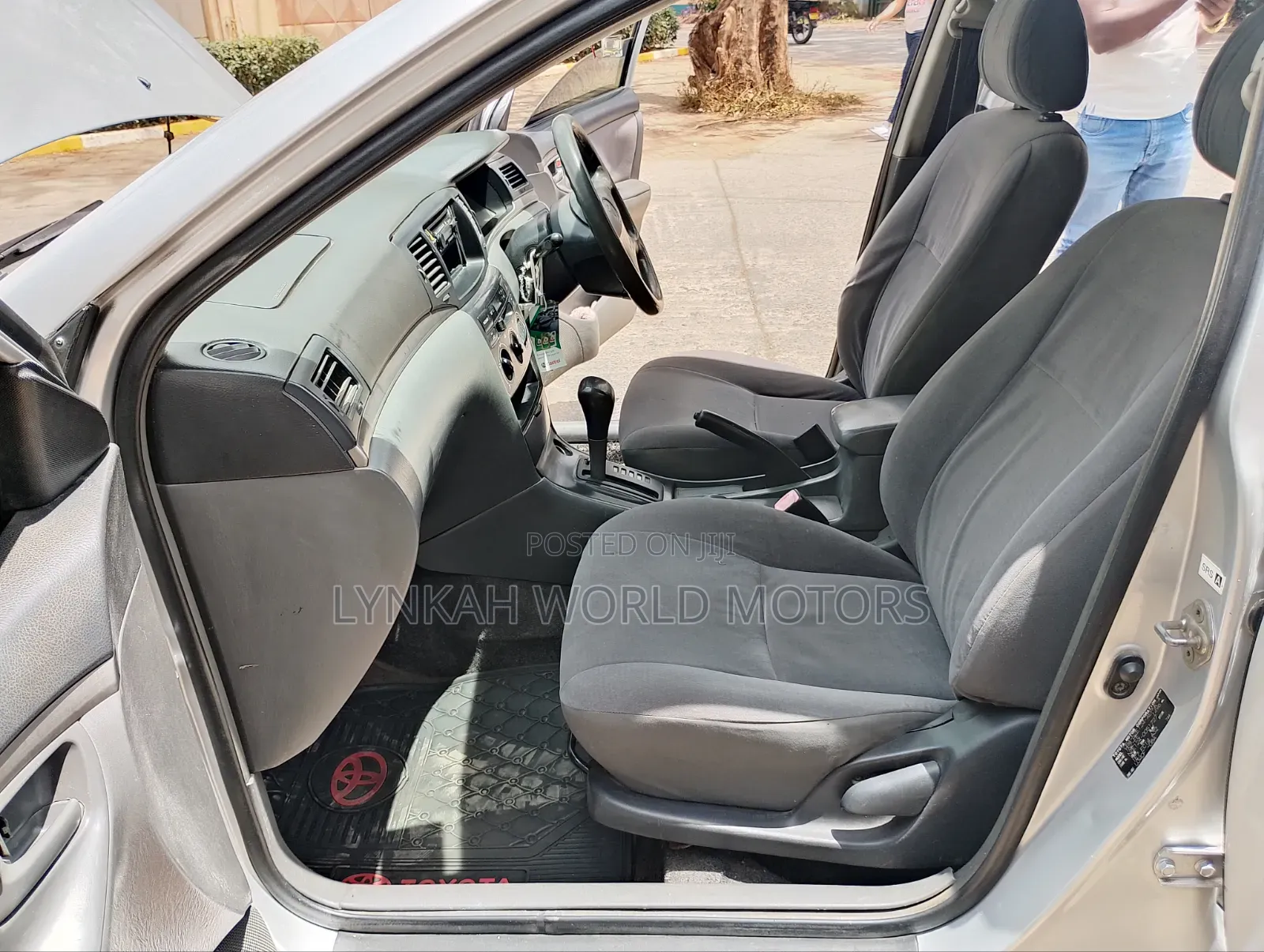 Toyota Corolla 2005 Silver