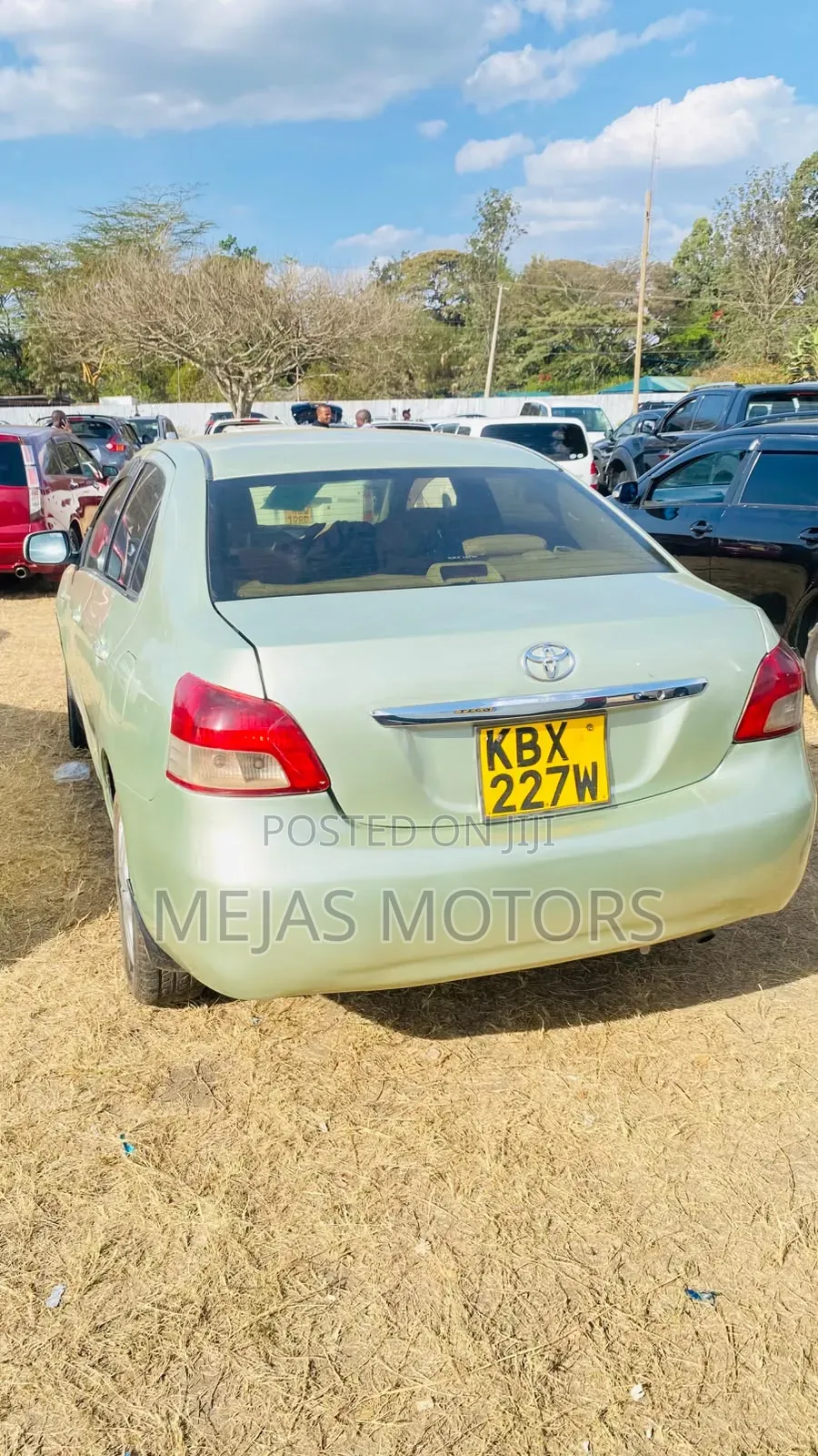 Toyota Belta 2006 Green