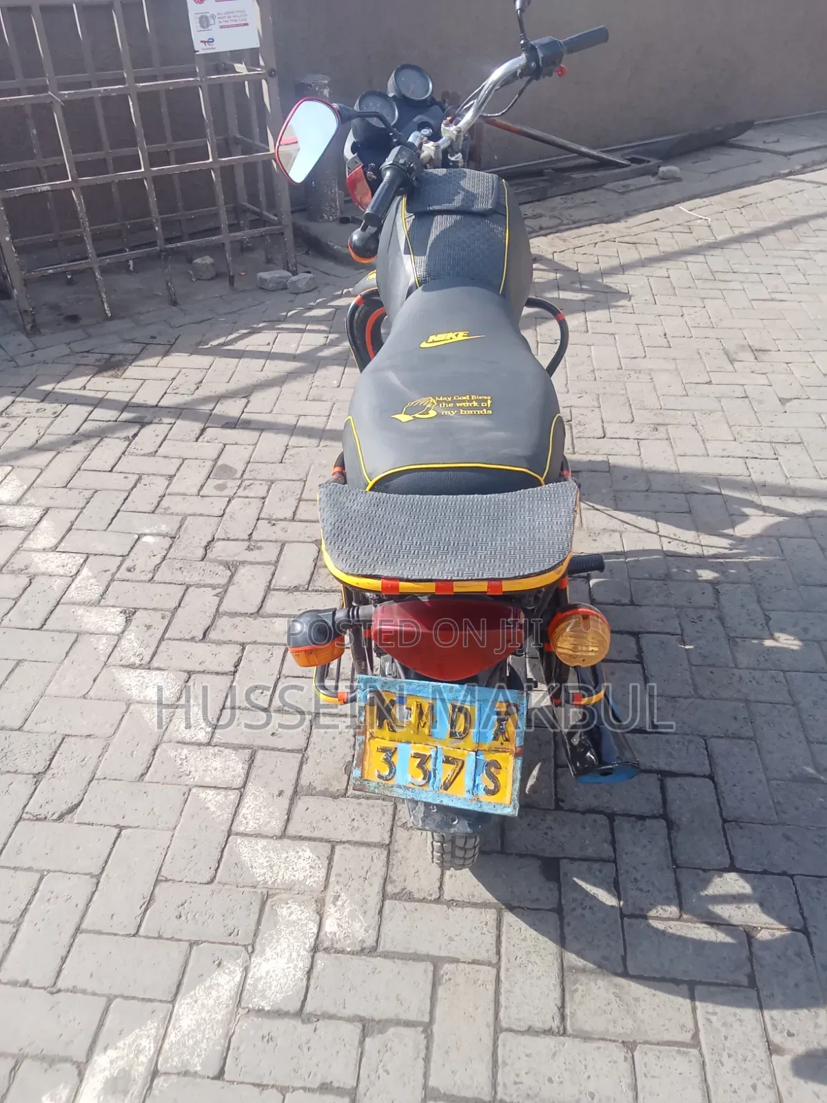 Bajaj Boxer 150 UG 2020 Red