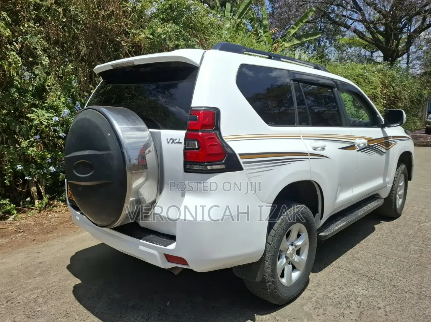 Toyota Land Cruiser Prado 2012 White