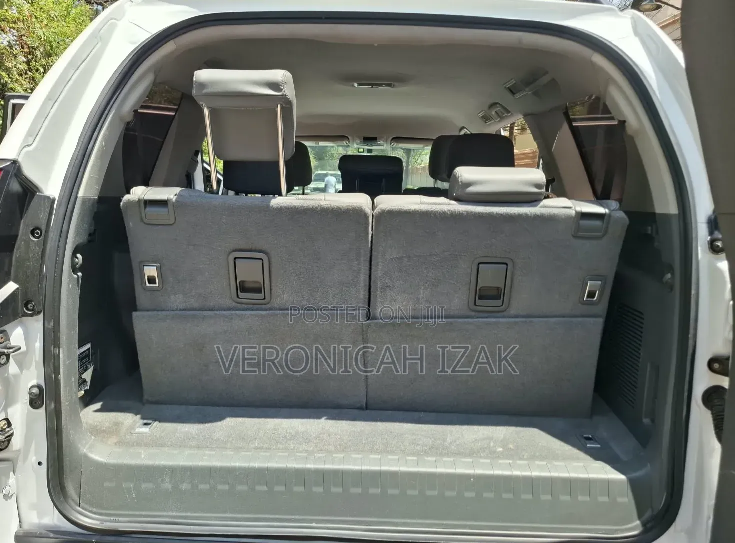 Toyota Land Cruiser Prado 2012 White