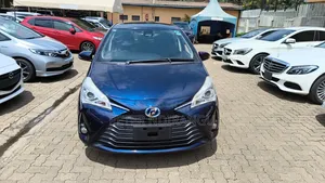 Toyota Vitz 1.5 FWD Hybrid 5dr 2019 Blue