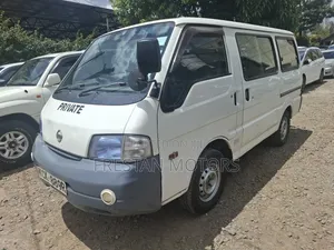 Mazda B 2010 White